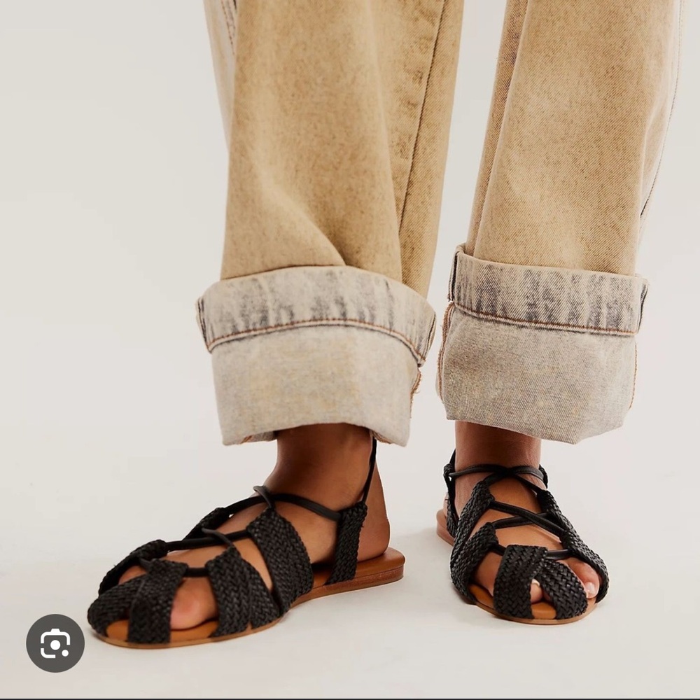 NWOT Free People Sunny Gilly Sandal - Picture 1 of 6